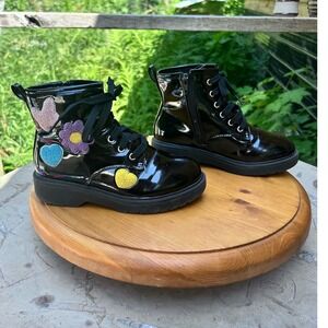 Combat Boots Girls Size 1 Black Patent Leather Embroidered Heart Flower Emilly W